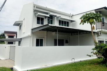 Corner unit double story house with extra land