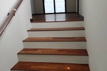 3Storey Semi D (Private Lift & Pool)