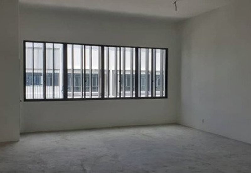 Double Storey Shoplot to Let 22x75 