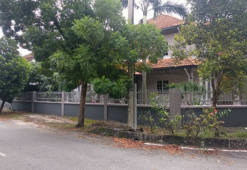 Puchong Utama Terrace House for Rent