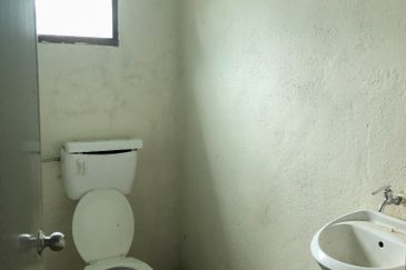 Single Storey Semi D Factory for Rent (1.7 Acres)