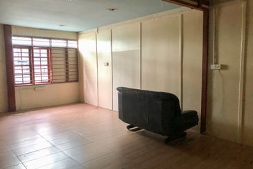 Single Storey Semi D Factory for Rent (1.7 Acres)