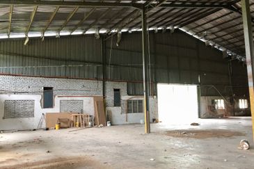 Single Storey Semi D Factory for Rent (1.7 Acres)