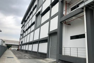 3 Storey Warehouse &4 Storey Office @ Shah Alam  