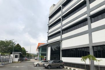 3 Storey Warehouse &4 Storey Office @ Shah Alam  