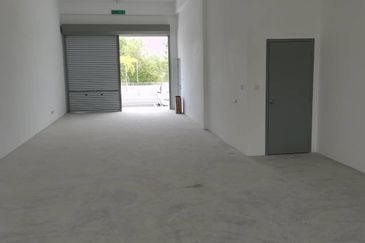 Park Place Shop for Rent 