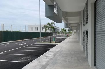 Park Place Shop for Rent 