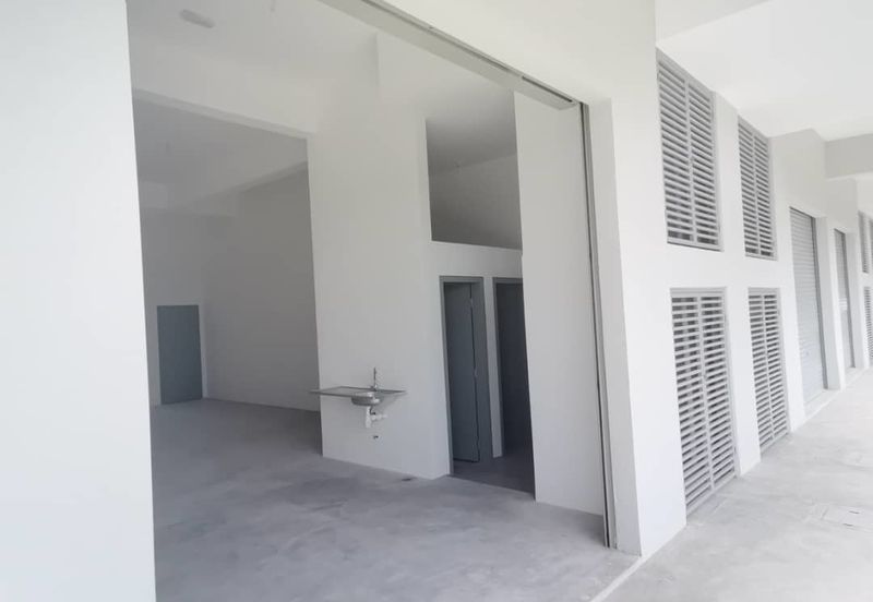 Park Place Shop for Rent 