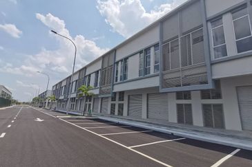 Park Place Shop for Rent 