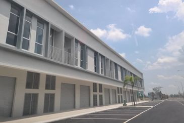 Park Place Shop for Rent 