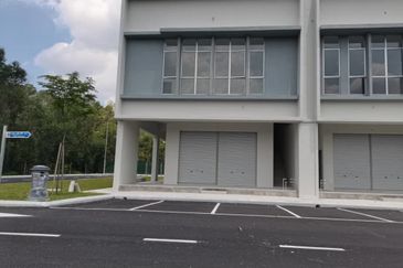 Park Place Shop for Rent 