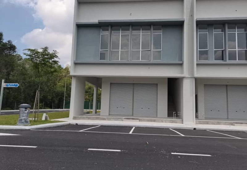 Park Place Shop for Rent 