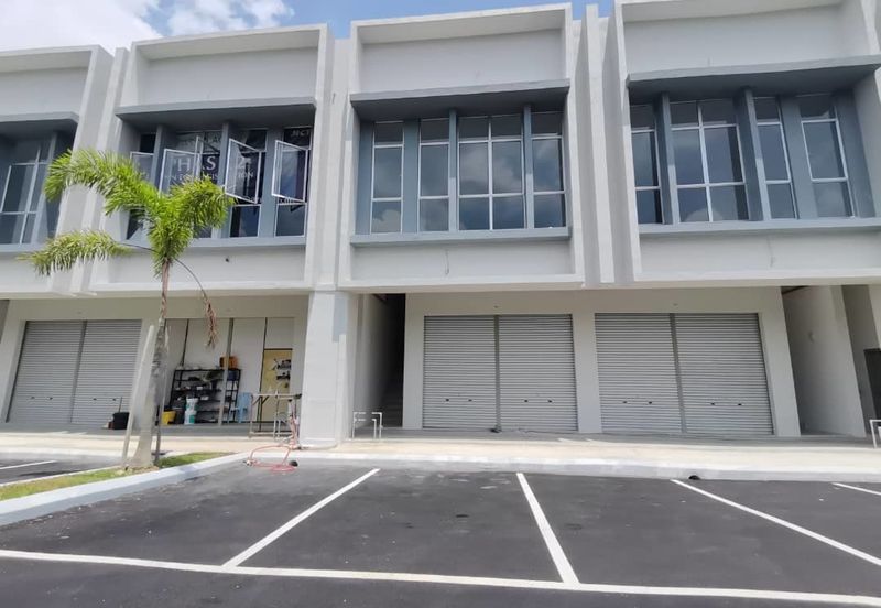 Park Place Shop for Rent 