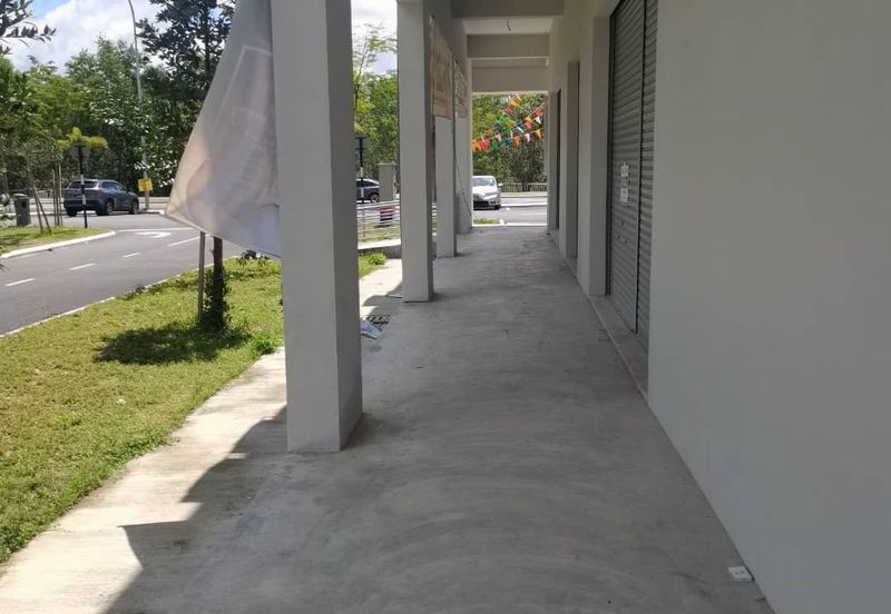 2 Storey Shops @ Cybersouth for Sale 