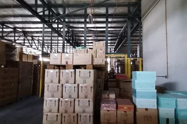 PJ Sec 13 Warehouse for Sale