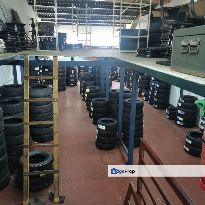 1.5 Storey Warehouse for Sale, Kuala Lumpur, Kepong