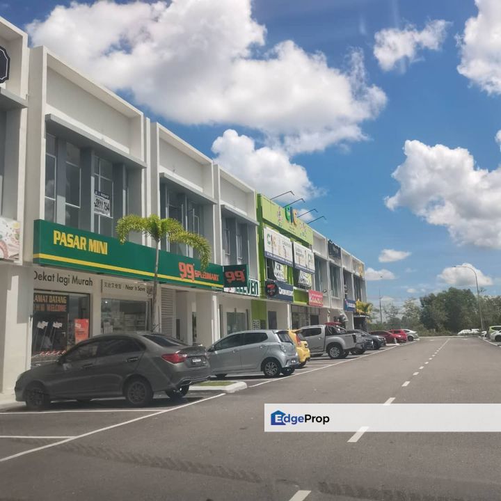 Park Place Cybersouth Shop for Sale, Selangor, Dengkil