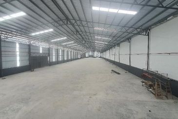 1.5 Acres Factory cum warehouse for rent