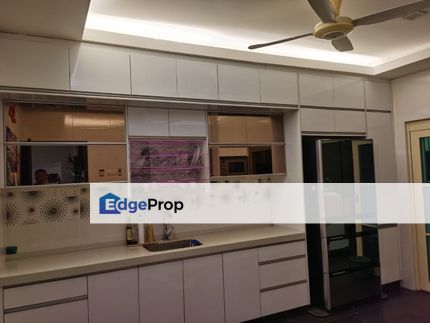  2.5 Storey Terrace House for Sale, Selangor, Petaling Jaya