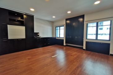 Fraser Business Park