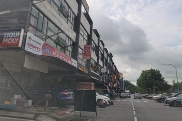 The Trillium @Lake Fields