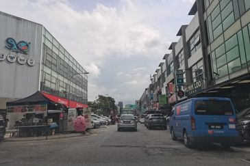 The Trillium @Lake Fields