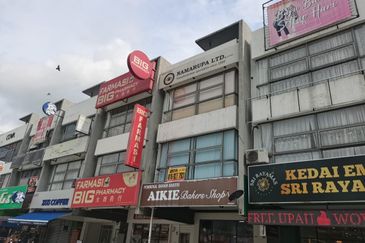 The Trillium @Lake Fields