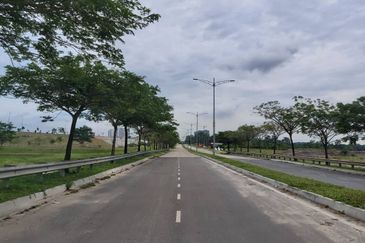 Sime Darby Industrial Land for Sale, Dengkil