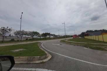 Sime Darby Industrial Land for Sale, Dengkil