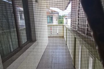 Bandar Utama 2.5 Storey Linked House for Sale