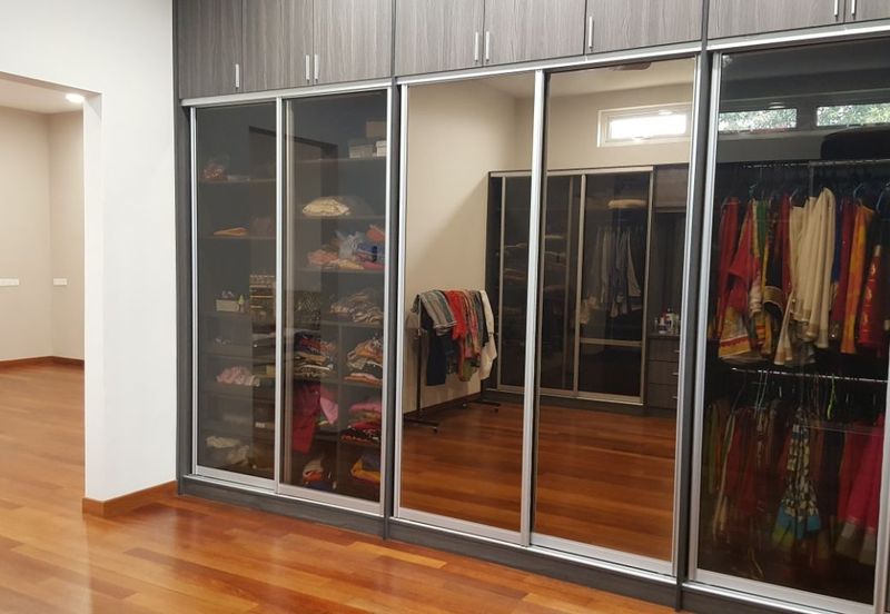 Emerald East 3.5 Storey Bungalow for Sale (with Private Lift)