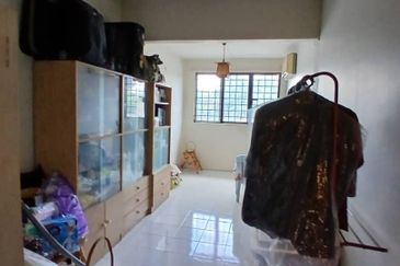 Double Storey Terrace House @ Taman Bahagia Cheras