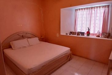 Double Storey Terrace House @ Taman Bahagia Cheras