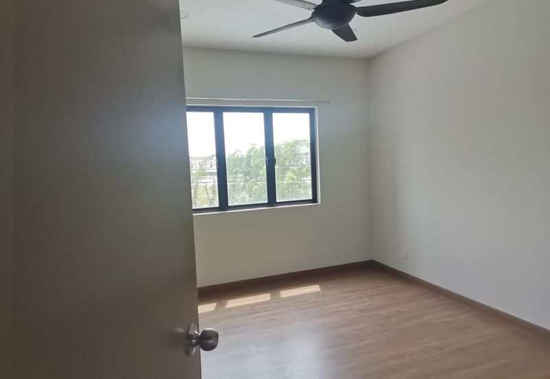 Elegan Residensi, Taman Putra Perdana