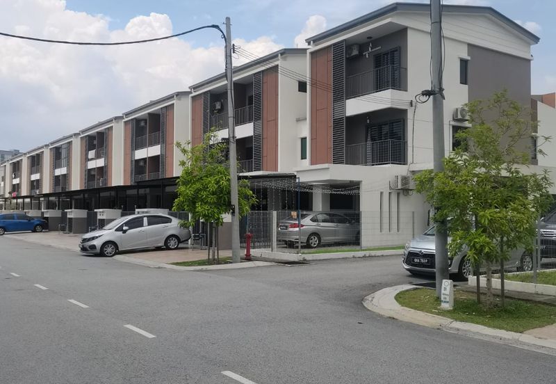 Elegan Residensi, Taman Putra Perdana