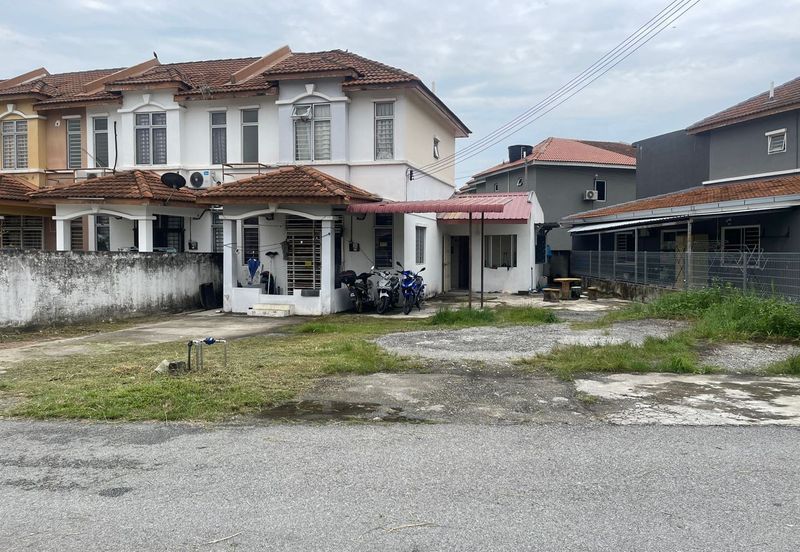 Rumah Teres 2 Tingkat @ Puchong