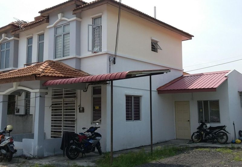 Rumah Teres 2 Tingkat @ Puchong