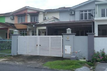 2 Storey Superlink House @ Puchong
