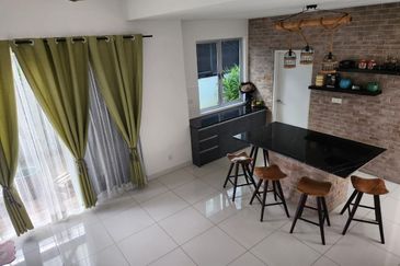 Parkfield Residences, Tropicana Heights