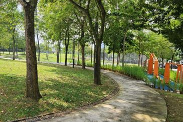 Parkfield Residences, Tropicana Heights