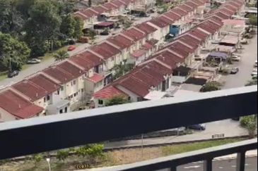 Pangsapuri Baiduri, Bandar Tasik Kesuma