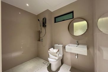 M Azura @ Setapak for Sale