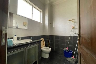 2 Storey Bungalow for Sale @ Taman Equine