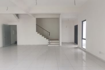 Semanja Kajang Semi-Detached for sale