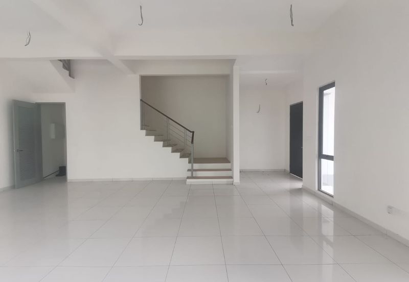 Semanja Kajang Semi-Detached for sale