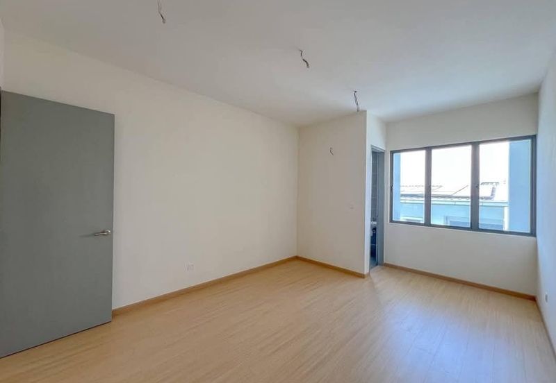 Semanja Kajang Semi-Detached for sale