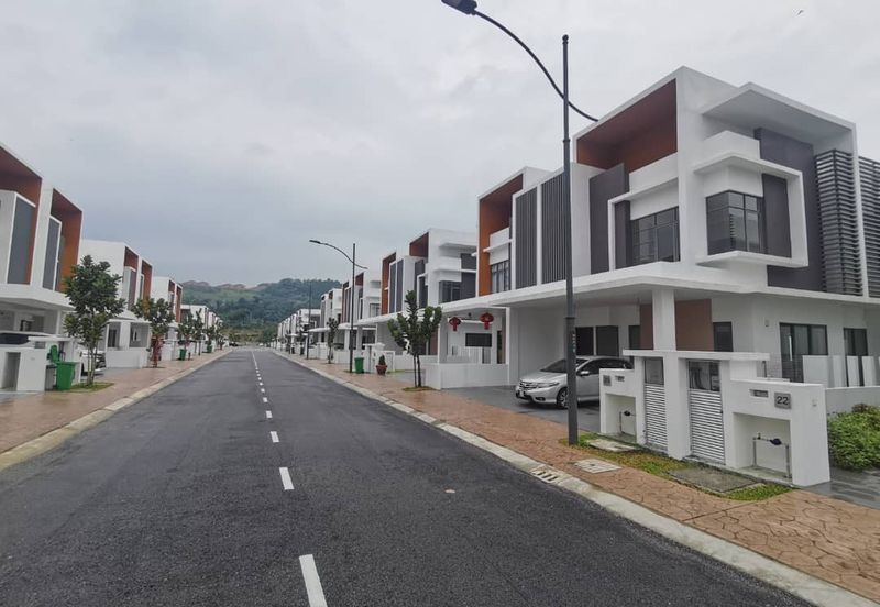 Semanja Kajang Semi-Detached for sale