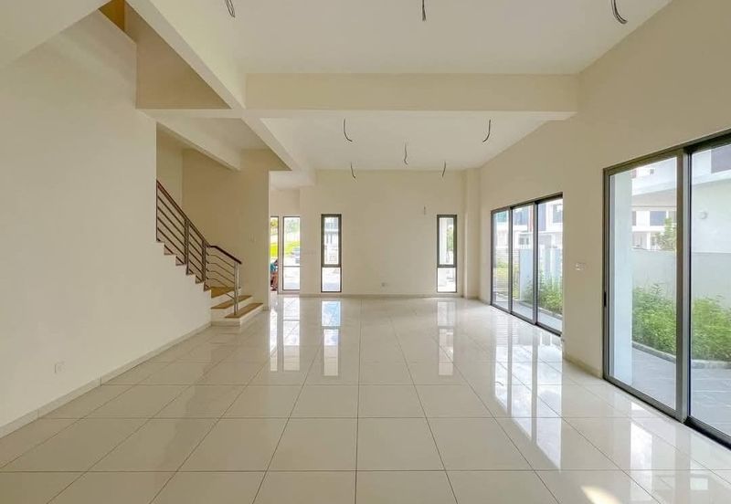 Semanja Kajang Semi-Detached for sale