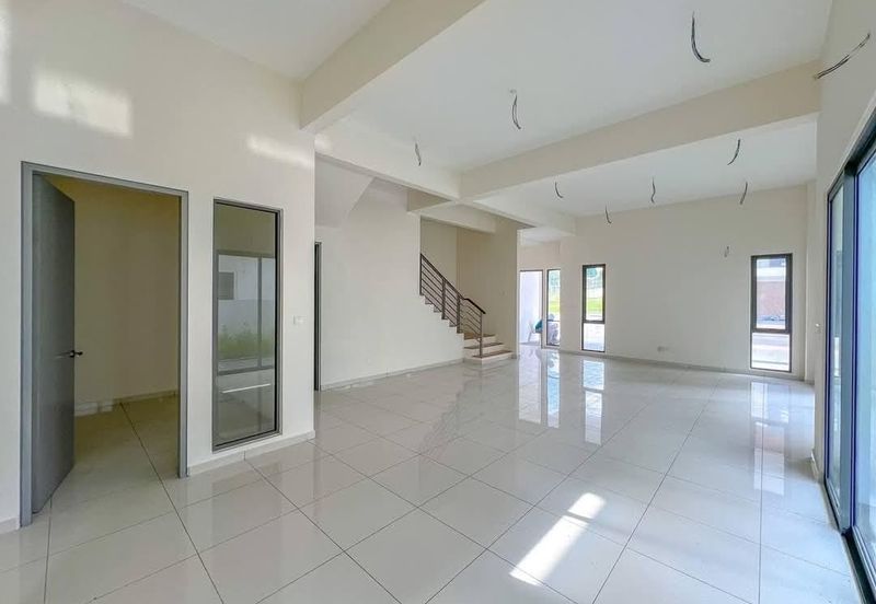 Semanja Kajang Semi-Detached for sale