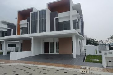 Semanja Kajang Semi-Detached for sale